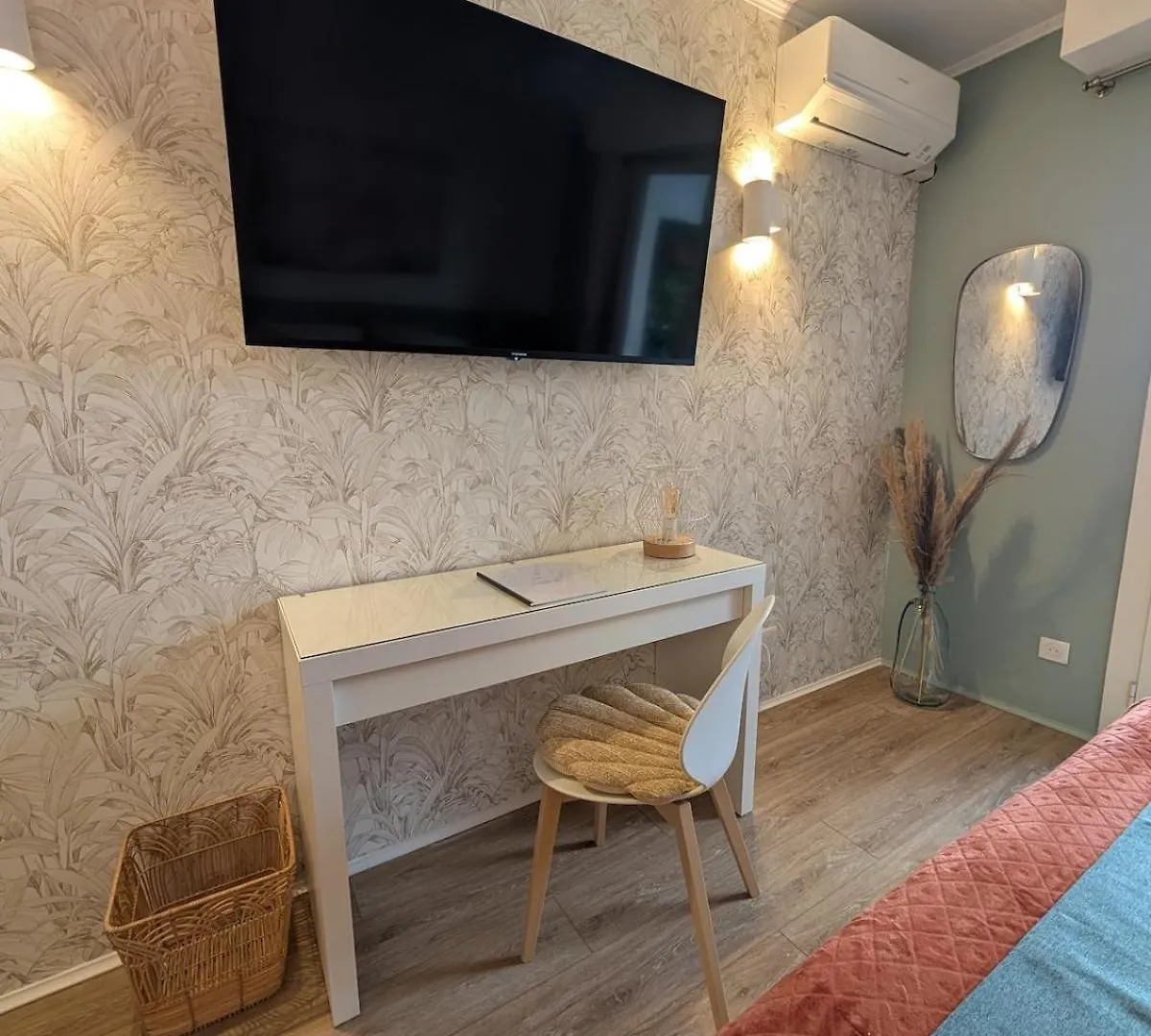 Luxury Studio Next To Beaches And Old Town Antibes